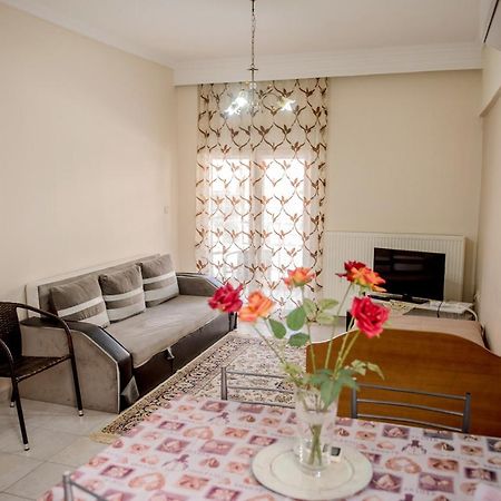 Savvas Appartement Nea Plagia Buitenkant foto