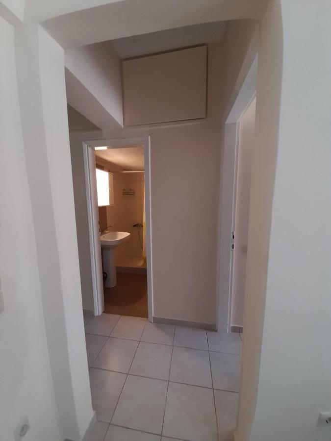 Savvas Appartement Nea Plagia Buitenkant foto