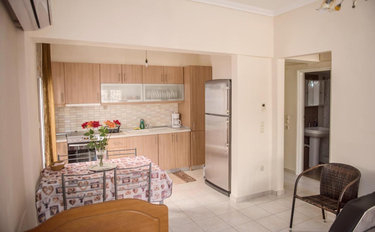 Savvas Appartement Nea Plagia Buitenkant foto